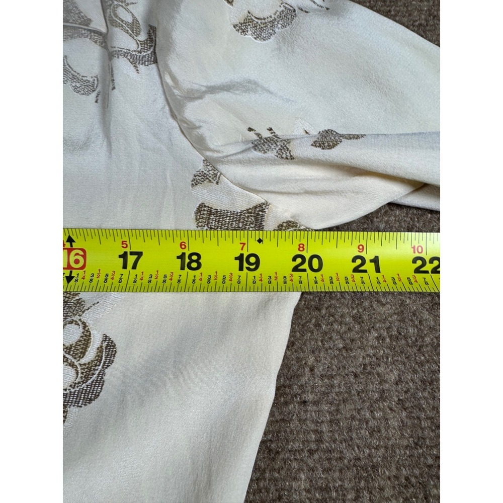 Jones New York Silk Blouse Long Sleeve Button Up Cream Shirt Size 8 Gold - Picture 6 of 8